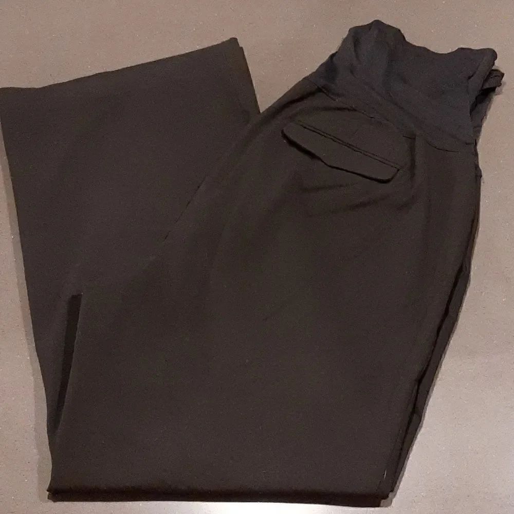 GapMaternity modern boot sx 16A stretch pants